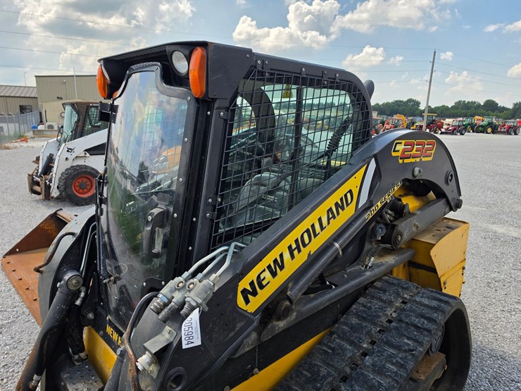 2016-new-holland-c232-image-23