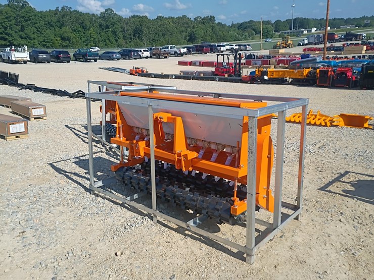 #l76-007-•-landhonor-seeder-skid-steer-attachment-(3-point)-image-2