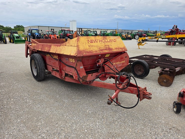 new-holland-155-image-1