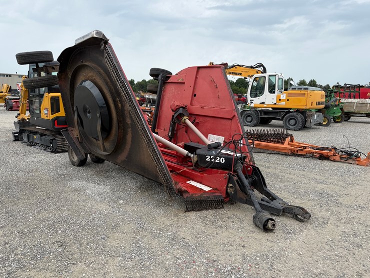bush-hog-2720-image-7