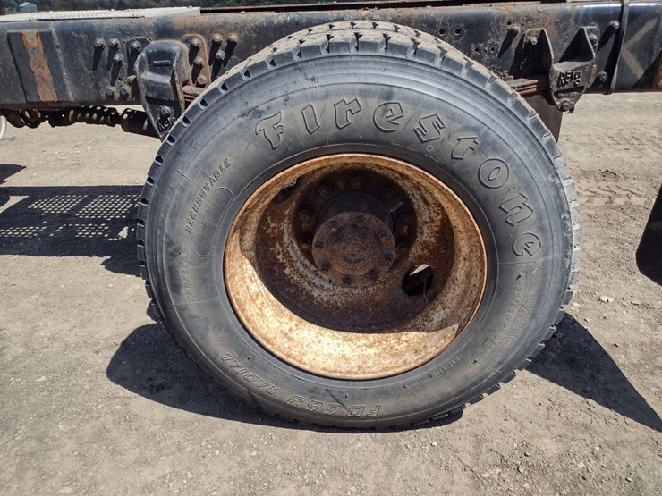 freightliner-fl80-image-14