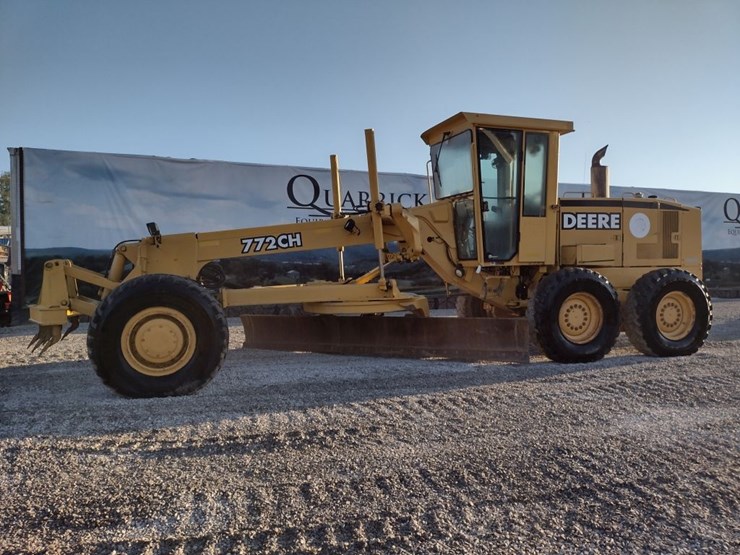 deere-772ch-image-1