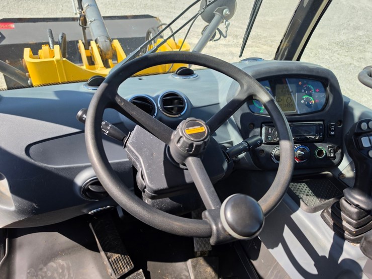 2016-new-holland-w80c-image-14