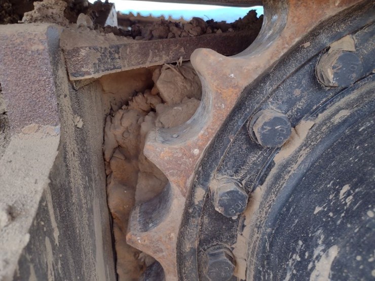 john-deere-24-image-14