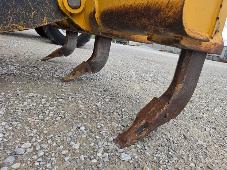 2016-deere-550k-xlt-image-18
