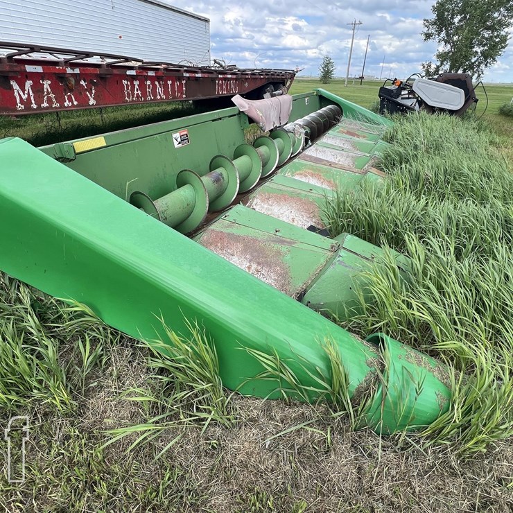 JOHN DEERE 844