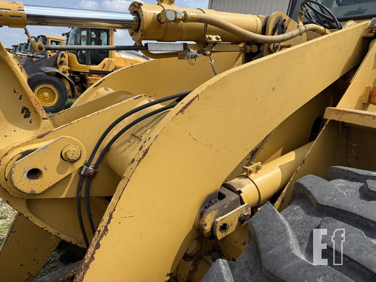 2019-deere-524l-image-7