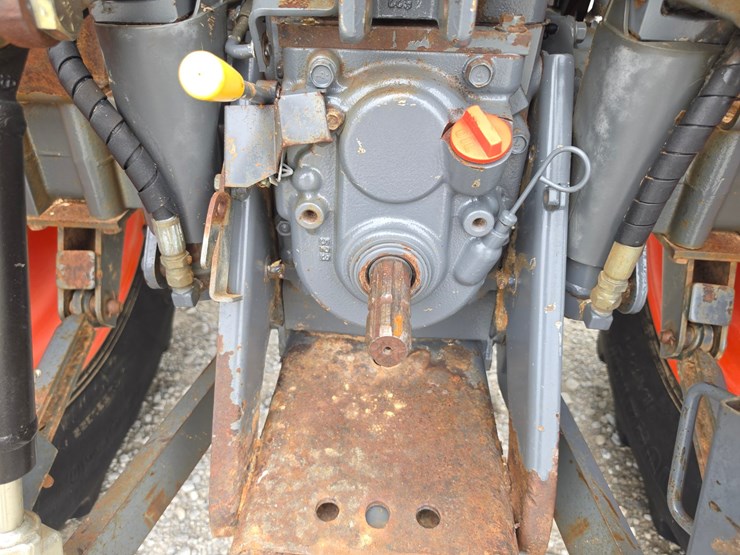 2016-kubota-m7060-image-30