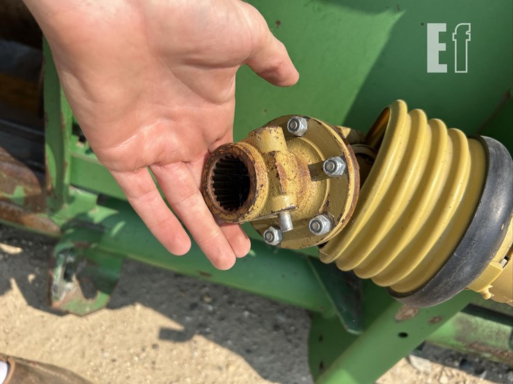 2004-john-deere-630f-image-26