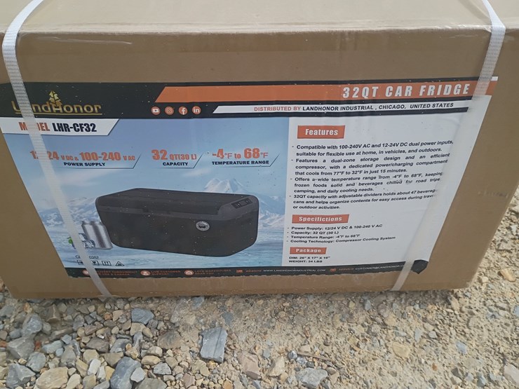 #l76-058-•-landhonor-32qt-car-fridge-image-1