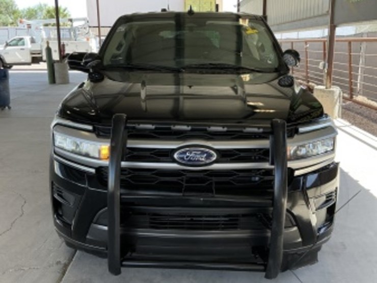 2022-ford-expedition-image-3