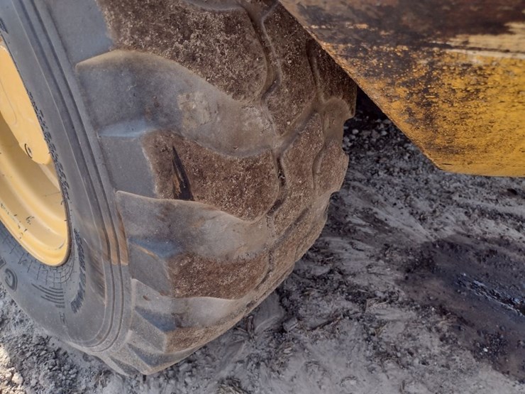 deere-324l-image-14
