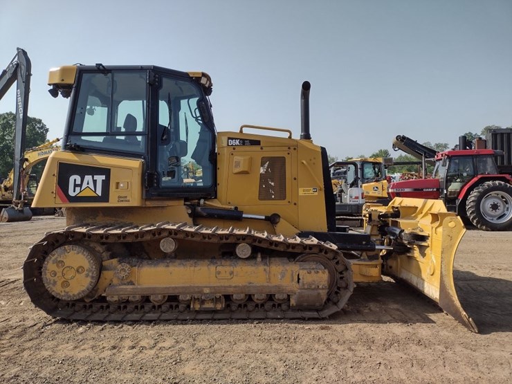 caterpillar-d6k2-xl-image-3