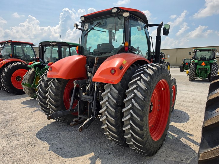 2020-kubota-m7-132-image-16