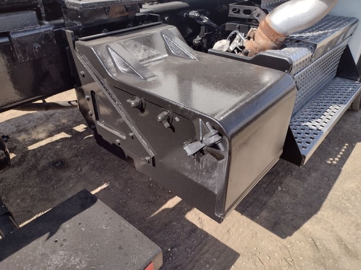 kenworth-t880-image-29