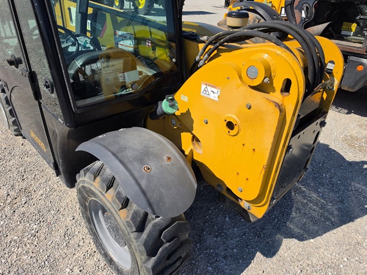 2016-caterpillar-th255c-image-13