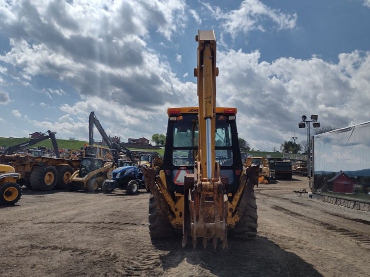 john-deere-310d-image-4