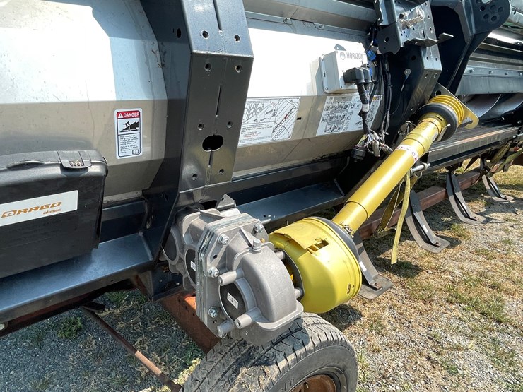 #1251-•-2020-drago-gt-flagship-8-row-corn-head-(case-ih-flagship-mounts)-image-31