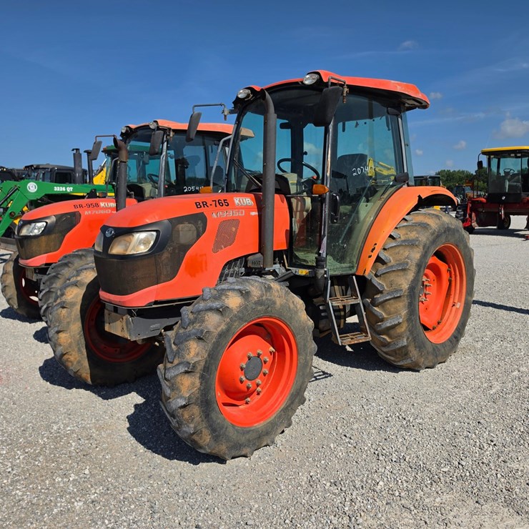 2014 KUBOTA M9960