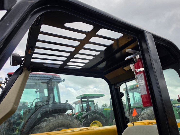 2018-jcb-505-20tc-image-6