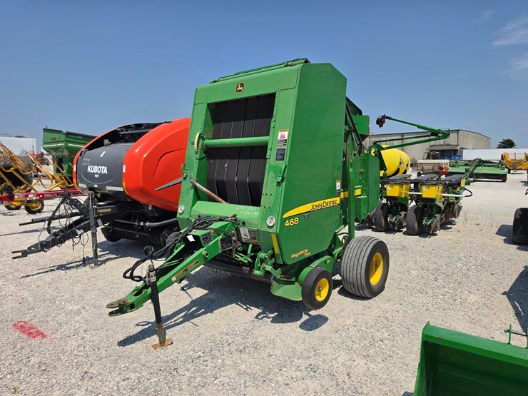 2008-john-deere-468-image-1