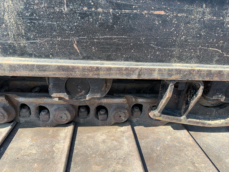 2015-caterpillar-326fl-image-33