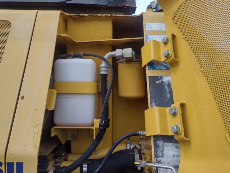 komatsu-d51pxi-22-image-21