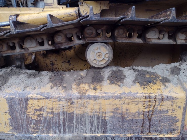 caterpillar-d5k-xl-image-17