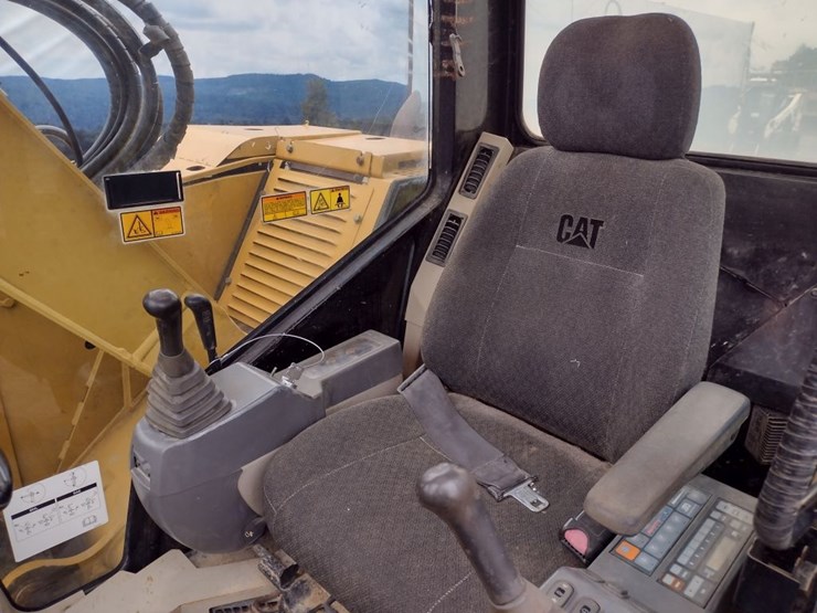 caterpillar-308c-image-10