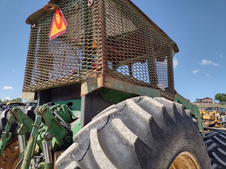 john-deere-7210-image-29