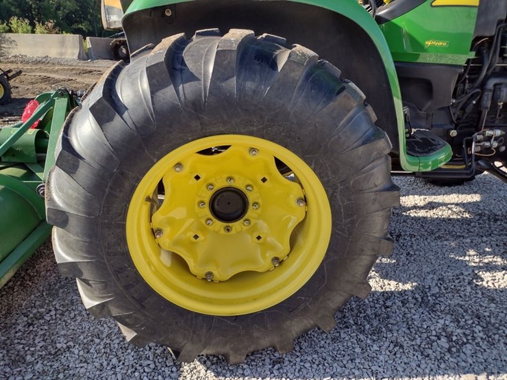 john-deere-4320-image-26