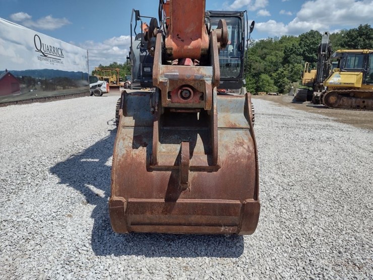 hitachi-zx245us-lc-6n-image-22
