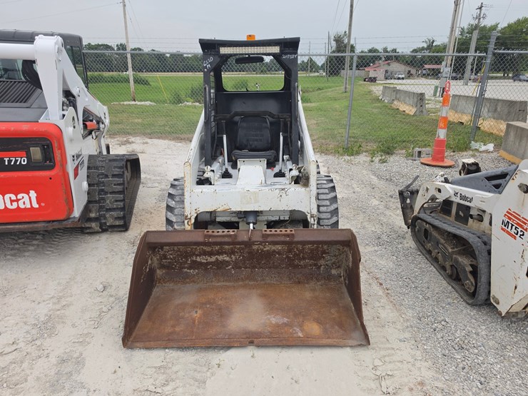 1991-bobcat-743b-image-2