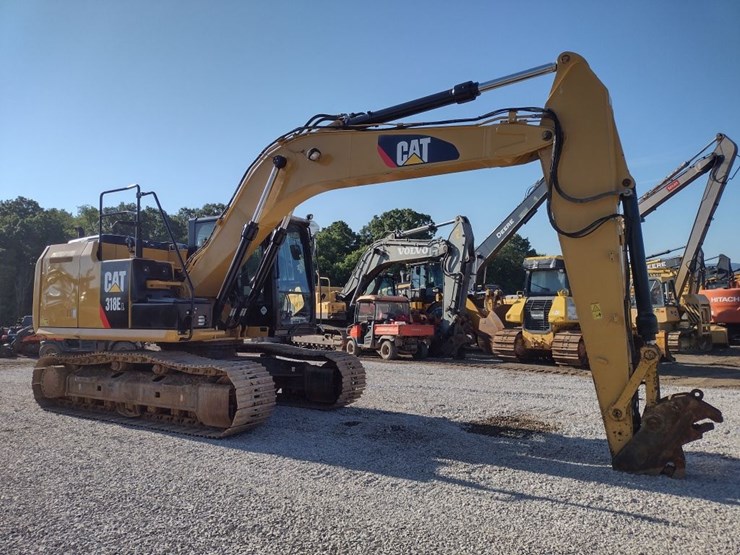 caterpillar-318e-image-3