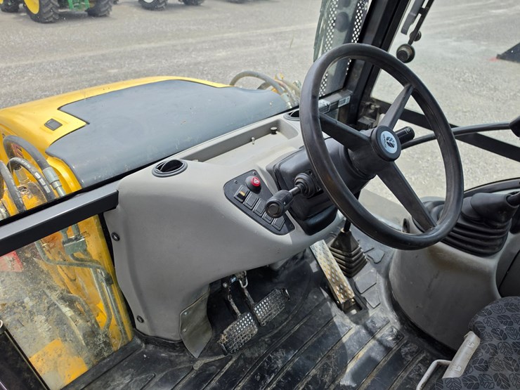 2022-new-holland-b95c-image-20