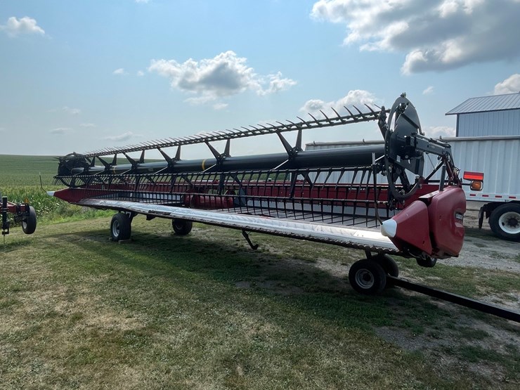 2018-case-ih-3162-image-1