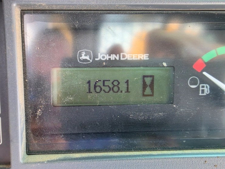 2018-deere-333g-image-12