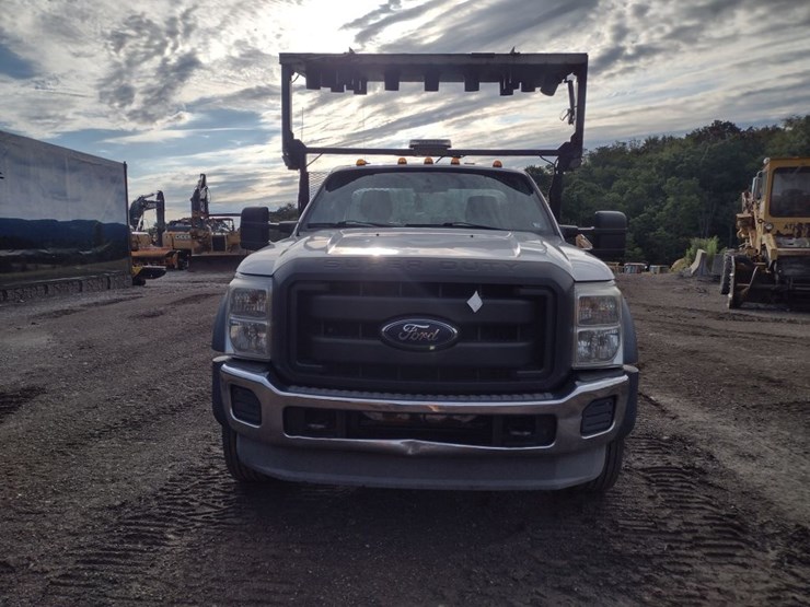 ford-f450-image-2