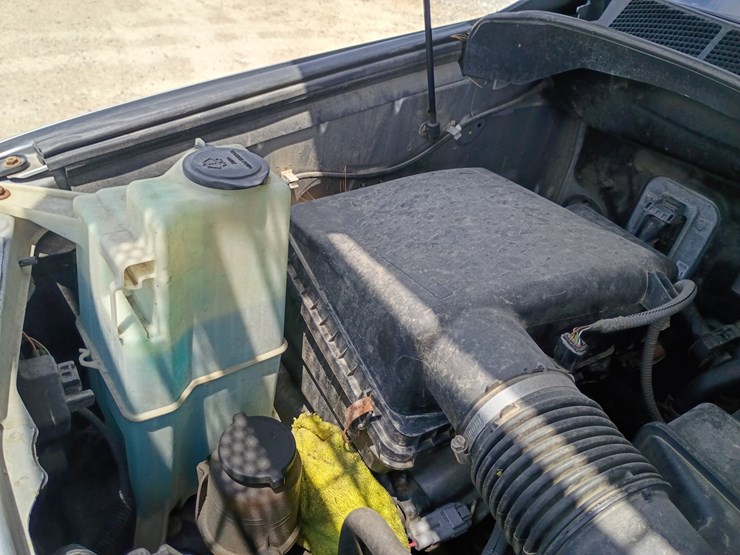 2010-toyota-tundra-image-22