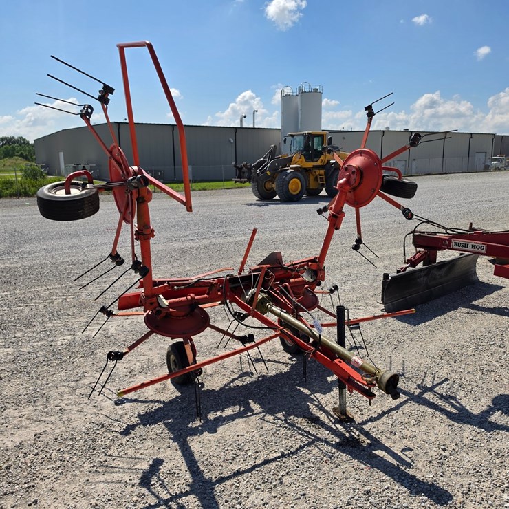 2014 KUHN GF5001TH