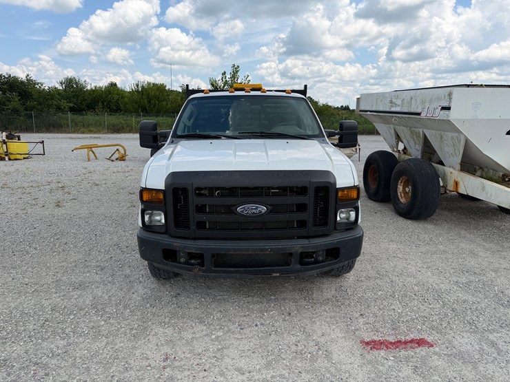 2009-ford-f350-image-2