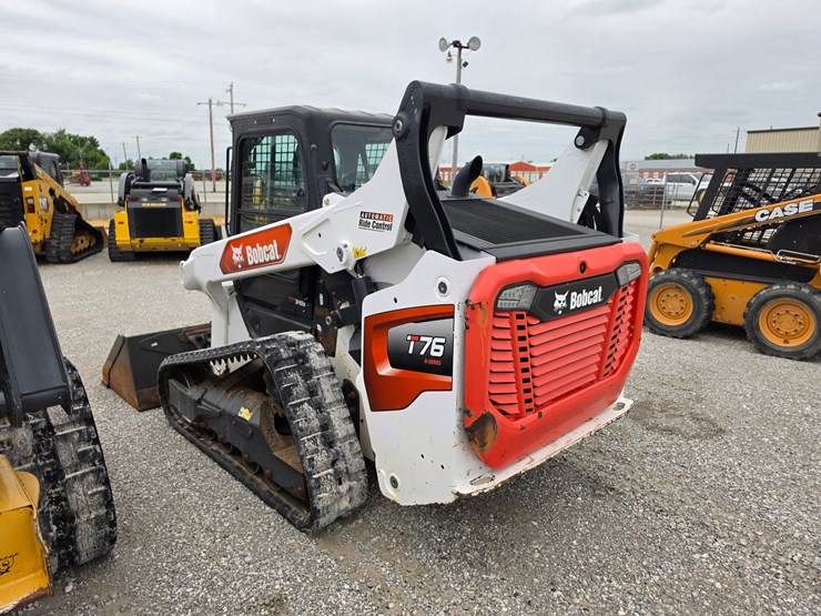 2021-bobcat-t76-image-16
