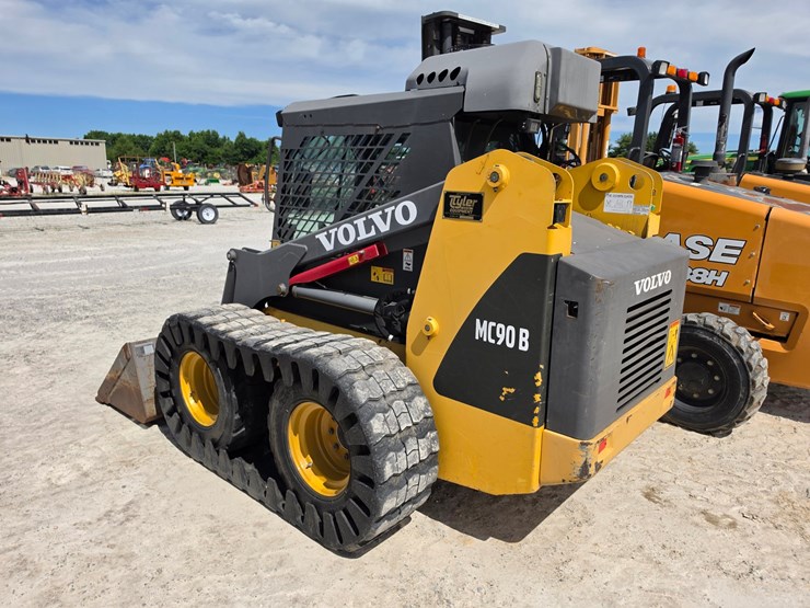 2007-volvo-mc90b-image-15