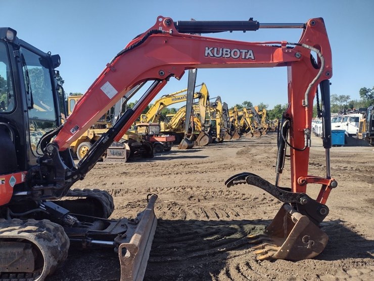 kubota-u55-4-image-25
