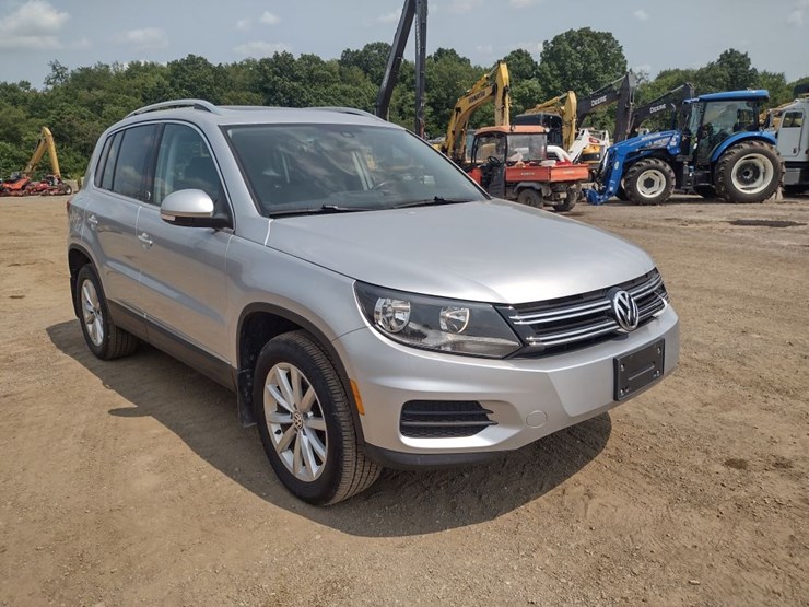 volkswagen-tiguan-image-29
