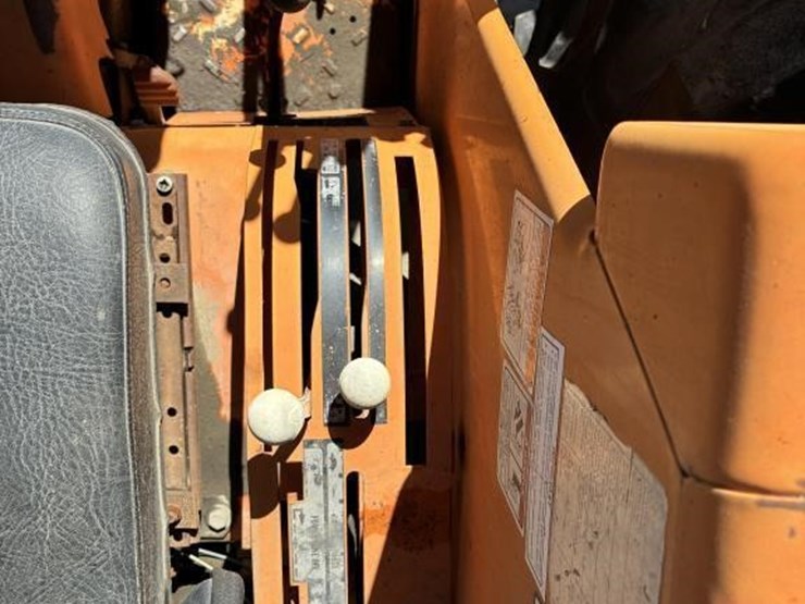 case-ih-4240-image-20