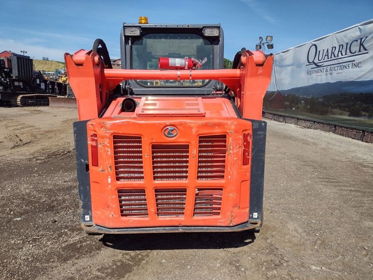 kubota-svl65-2-image-4