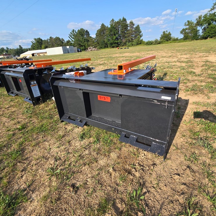 #8424 • Wolverine 48" trencher
