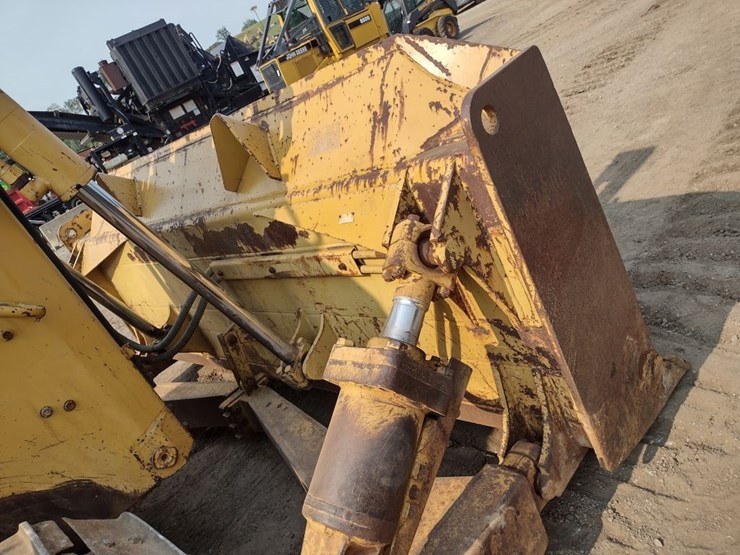 caterpillar-d6h-image-19