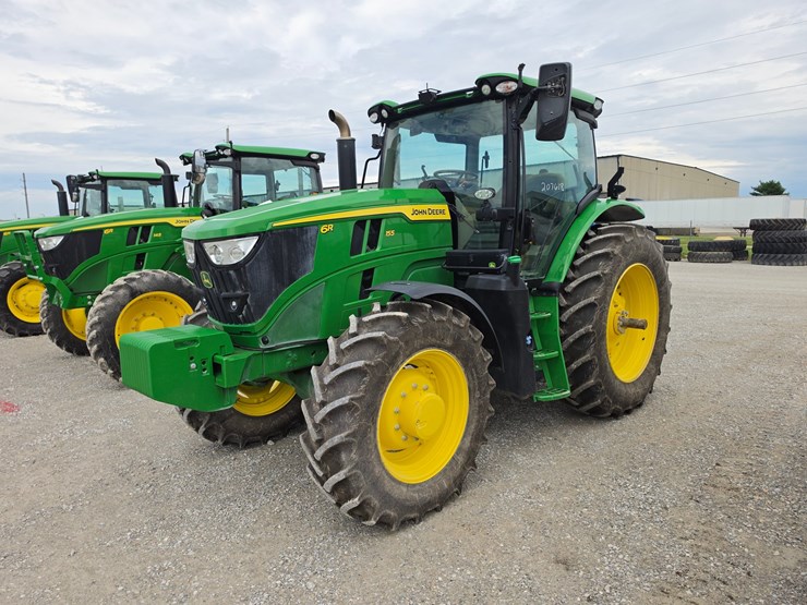 2024-john-deere-6r-155-image-1